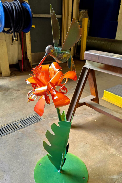 Riveer Powdercoating Hummingbird And Orange Flower Riveer Powdercoating Hummingbird And Orange Flower